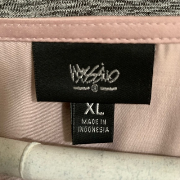 Mossimo Blouse - Picture 3 of 3